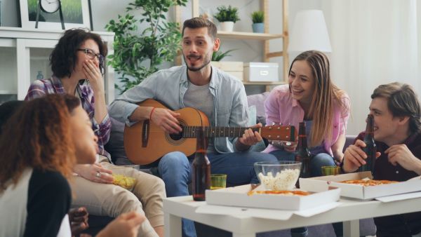 5 avantages d'un quiz musical pour le renforcement d'équipe